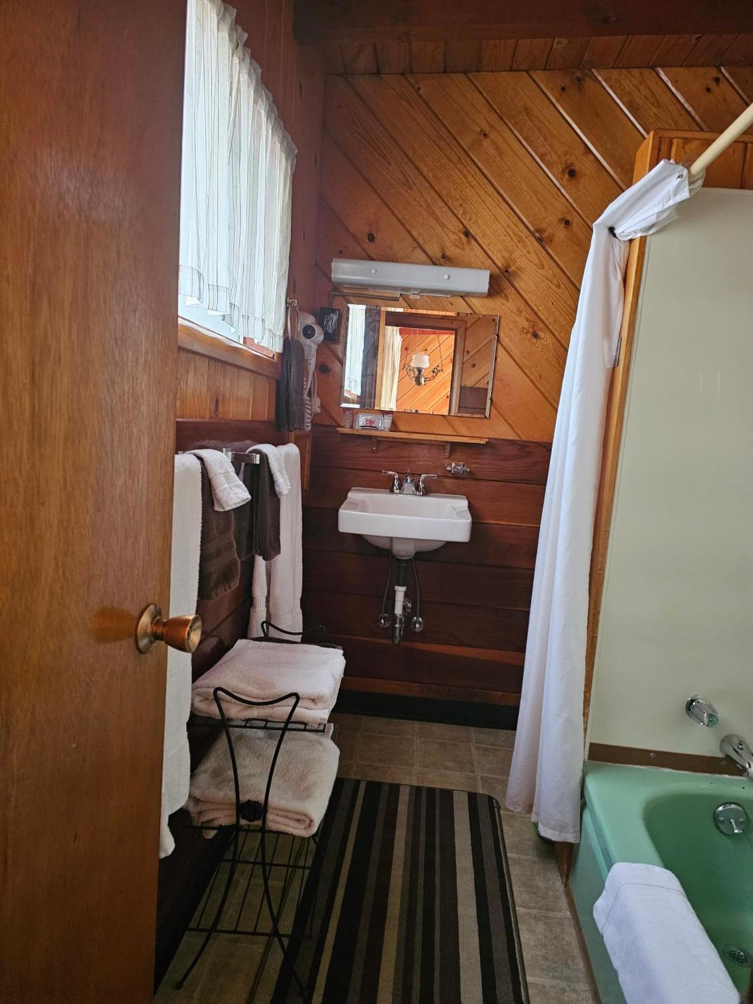 Toiyabe Motel Walker Zewnętrze zdjęcie