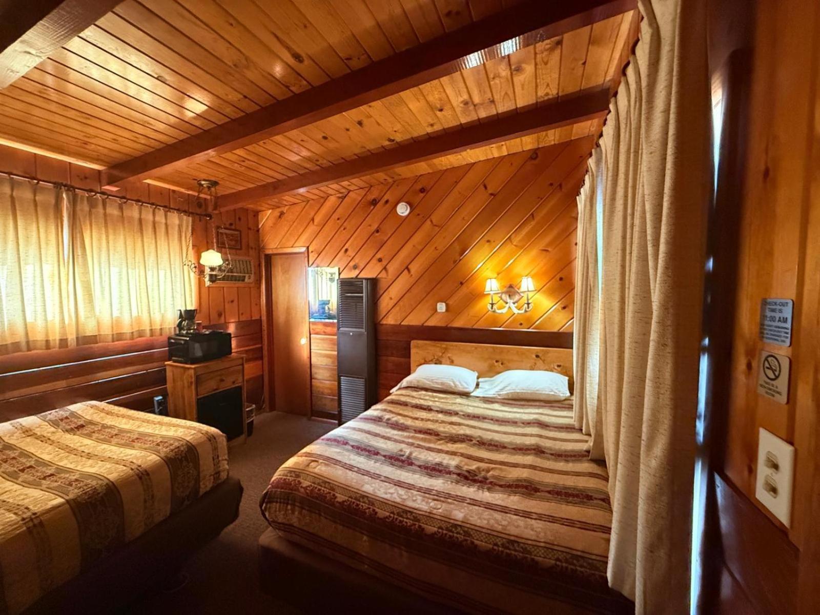 Toiyabe Motel Walker Zewnętrze zdjęcie