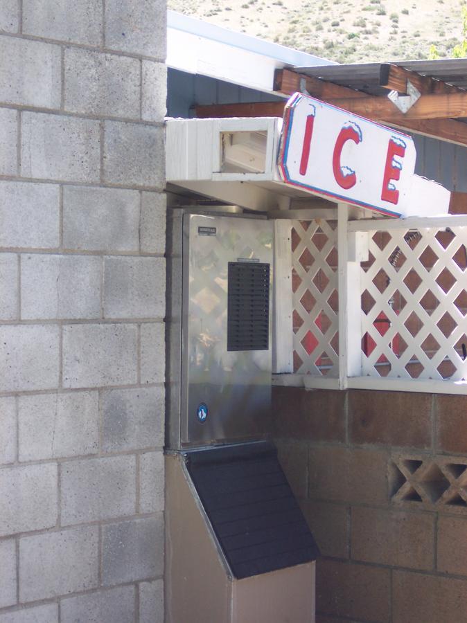 Toiyabe Motel Walker Zewnętrze zdjęcie